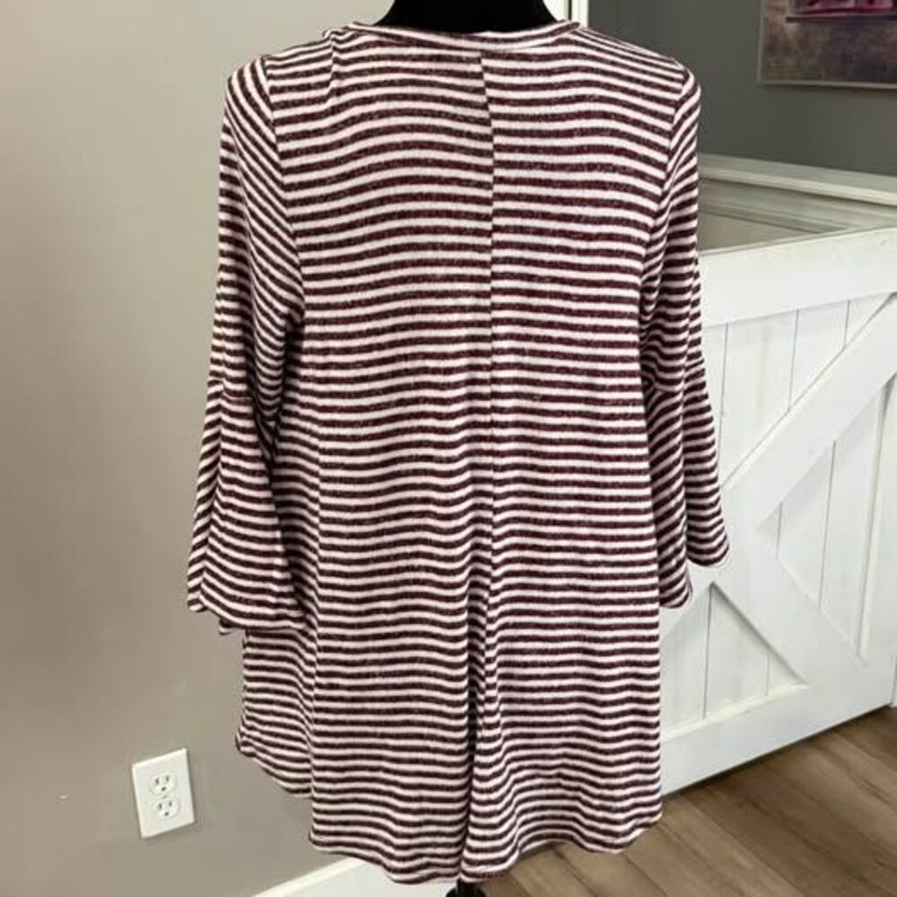 Red Cotty Striped Bell Sleeve Top Size L - Picture 7 of 7